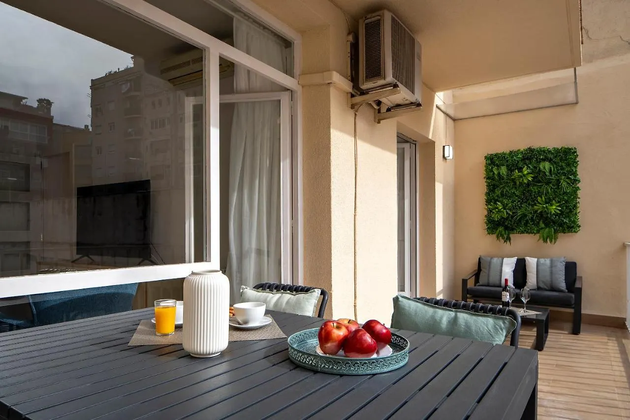 Habitat Apartments Arenas Parc Barcellona 0*,